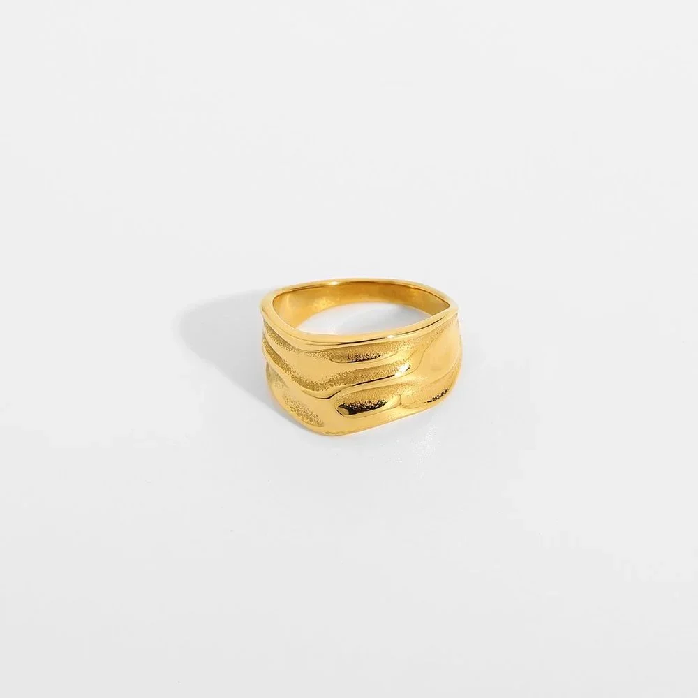 Juno Ring - Picture 2 of 7